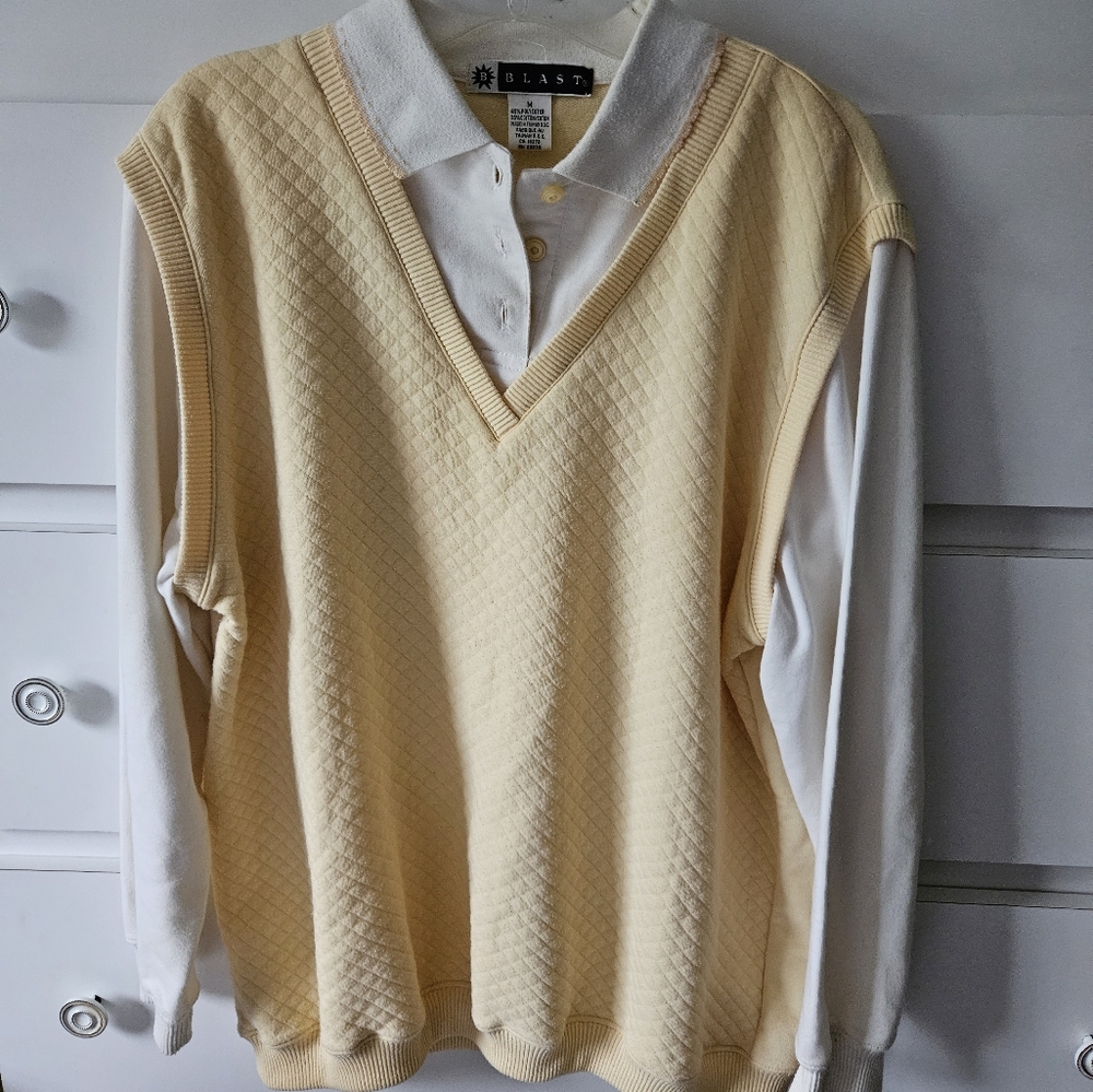 Vintage sweatshirt size Medium